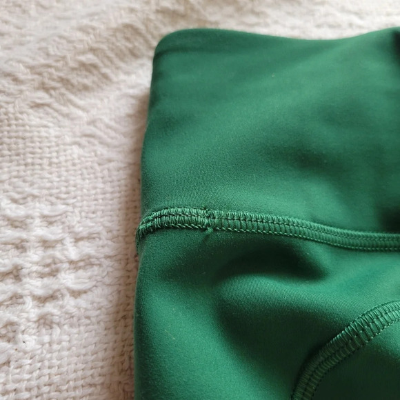 Lululemon Invigorate High-Rise Crop 23" -Focus on your strength, not your sweat. - Picture 11 of 11